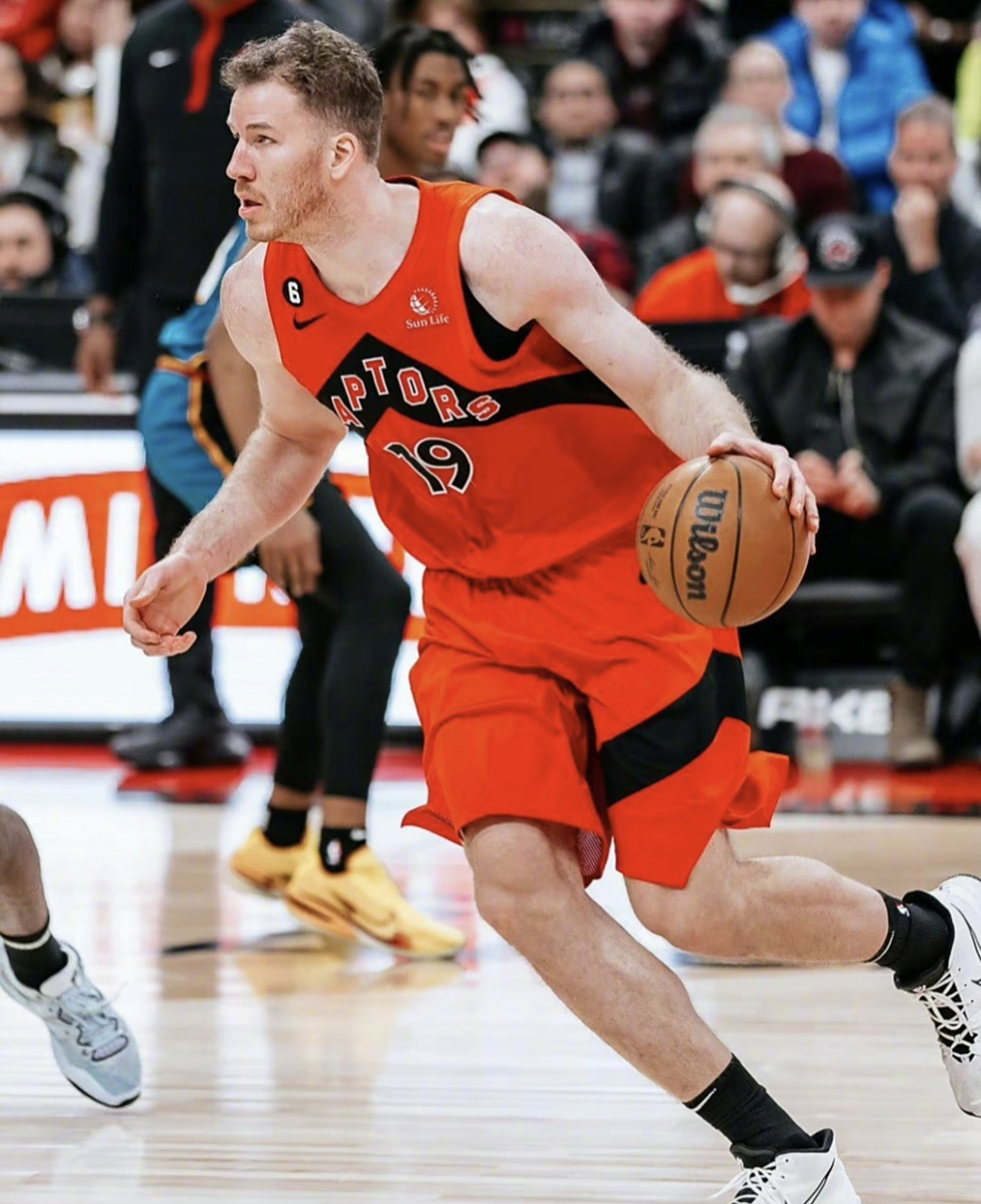 米兰体育vip注册-猛龙新秀疑似受伤，球队后防急需补强的简单介绍