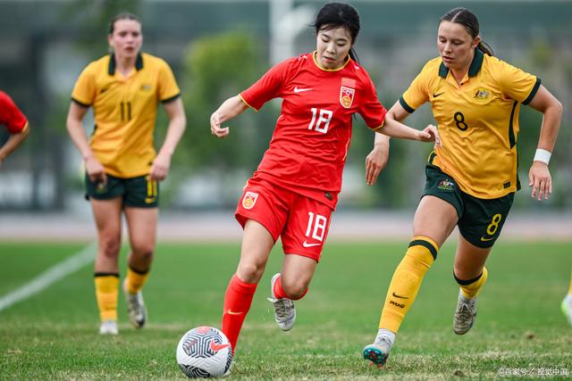 为荣誉而战!女足队员们继续努力 为荣誉而战!女足队员们继续努力