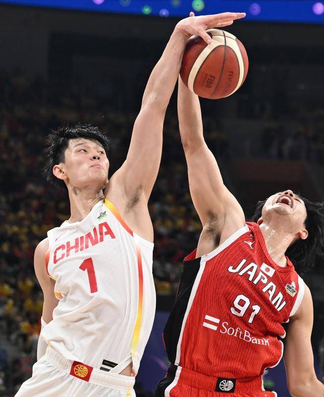 米兰体育教练-亚洲球队在世界篮球赛中表现亮眼