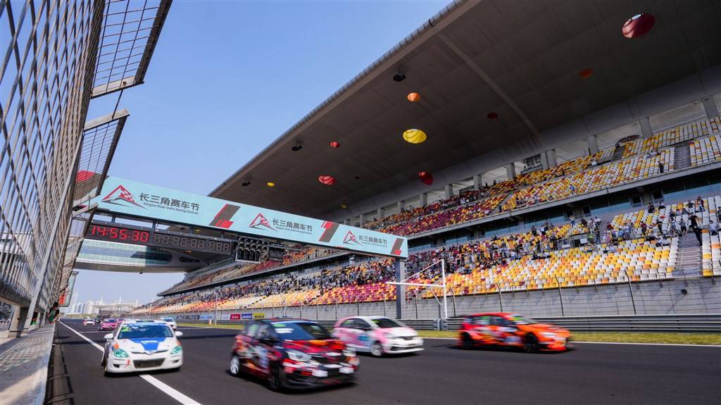 米兰体育新闻-引援如何助阵，团队合作保证国际赛场霸主地位的简单介绍