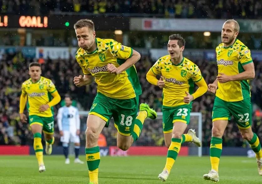 哈德斯菲尔德坚持在保级战线上拼搏的简单介绍 哈德斯菲尔德坚持在保级战线上拼搏的简单介绍