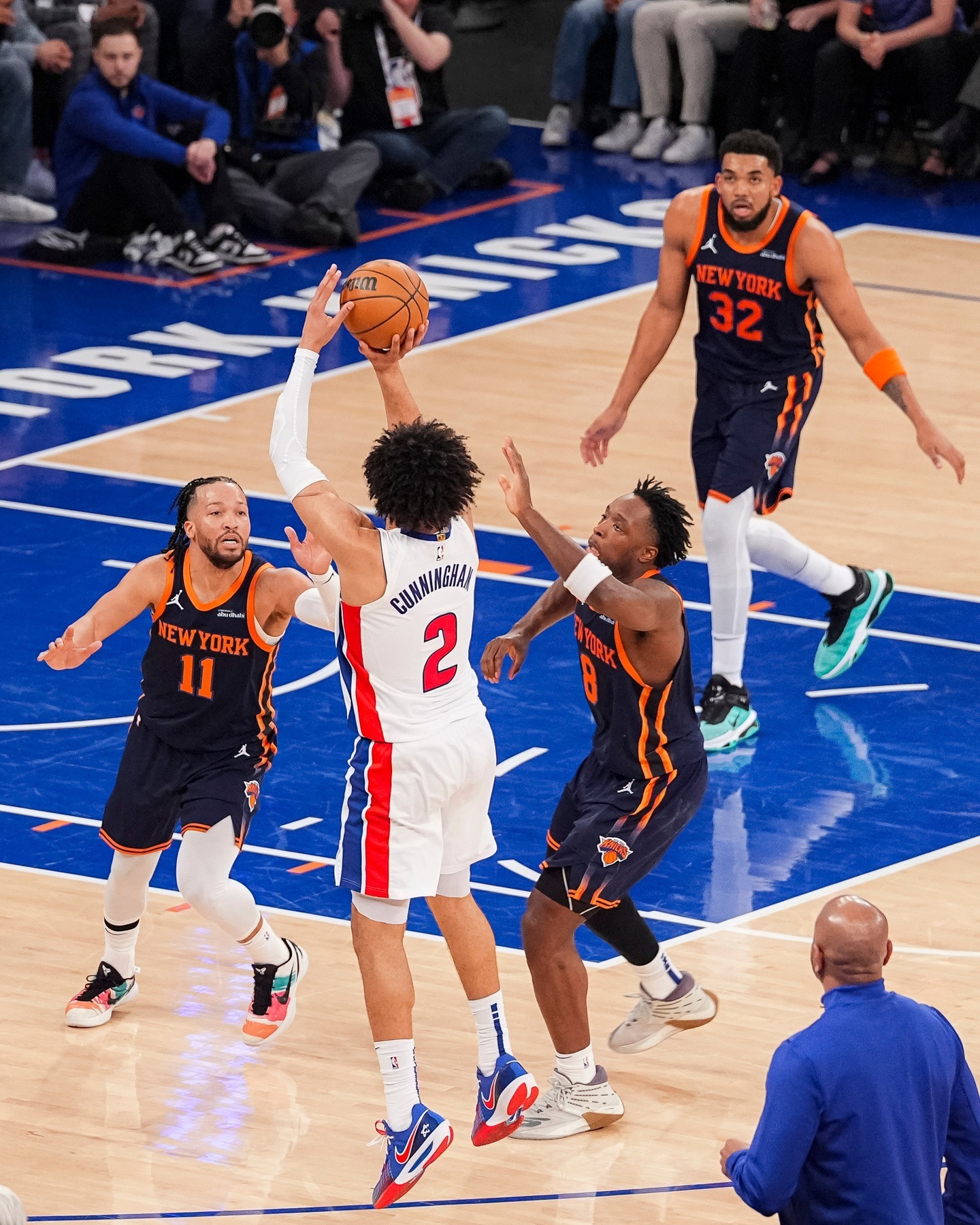 米兰体育官网入口-罗斯砍下26分，带领尼克胜骑士