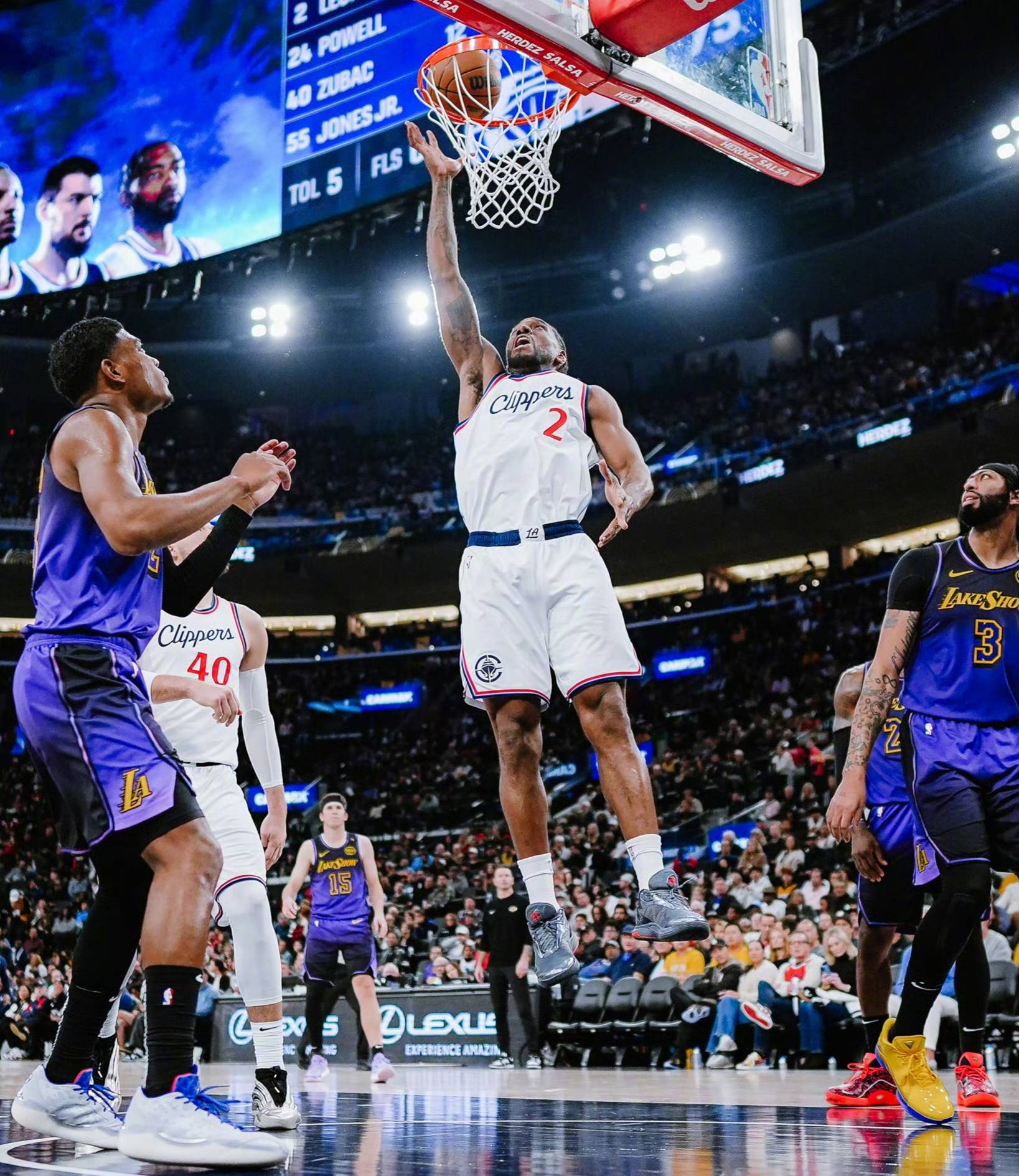 米兰体育在线登录-洛杉矶快船四连胜击败孟菲斯灰熊