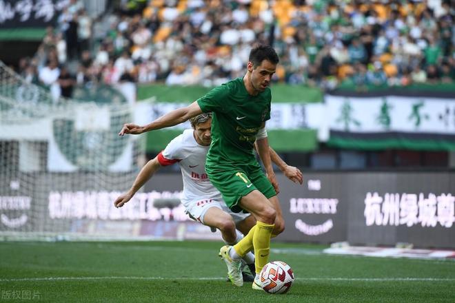 米兰体育在线-关于漳州黄海队展现实力，全力冲击赛事顶峰的信息