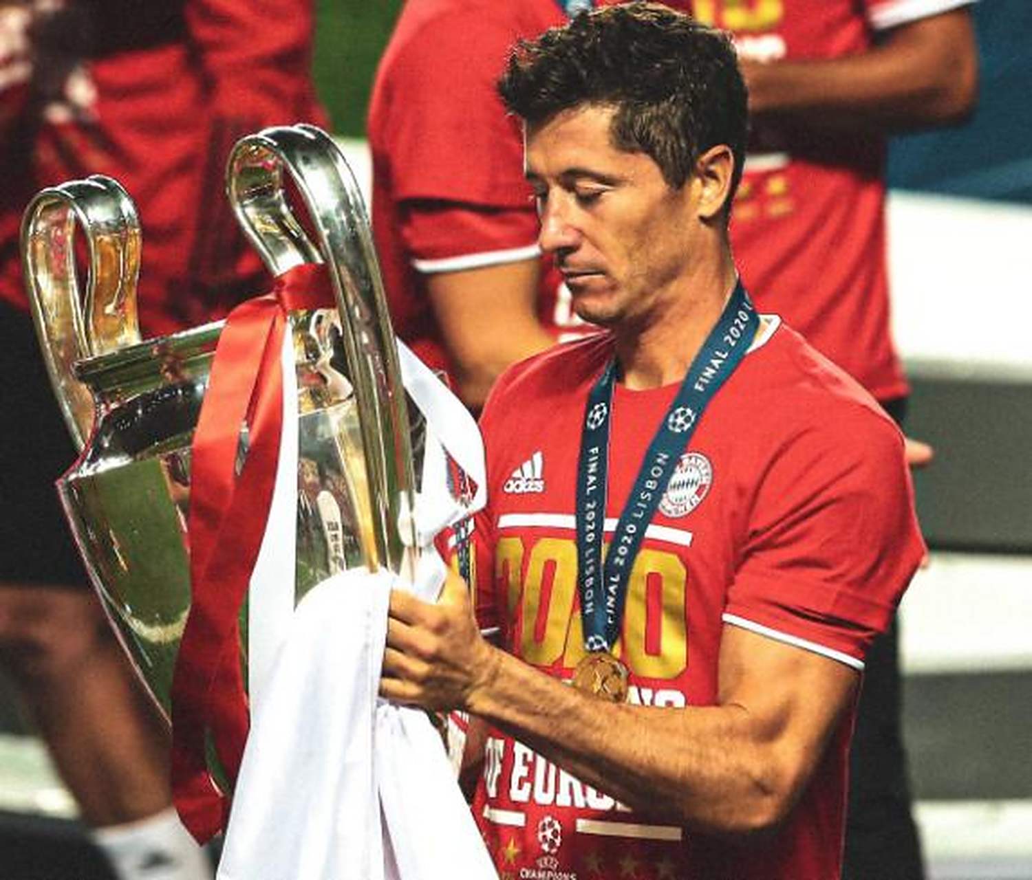 米兰体育注册-关于莱万当选欧冠金靴有望领奖的信息